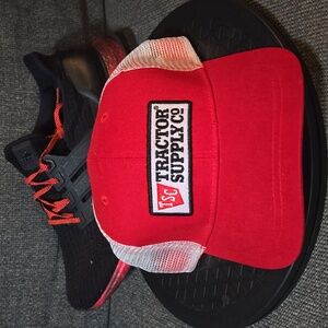 Snapback 'Trucker Hat'  NWT